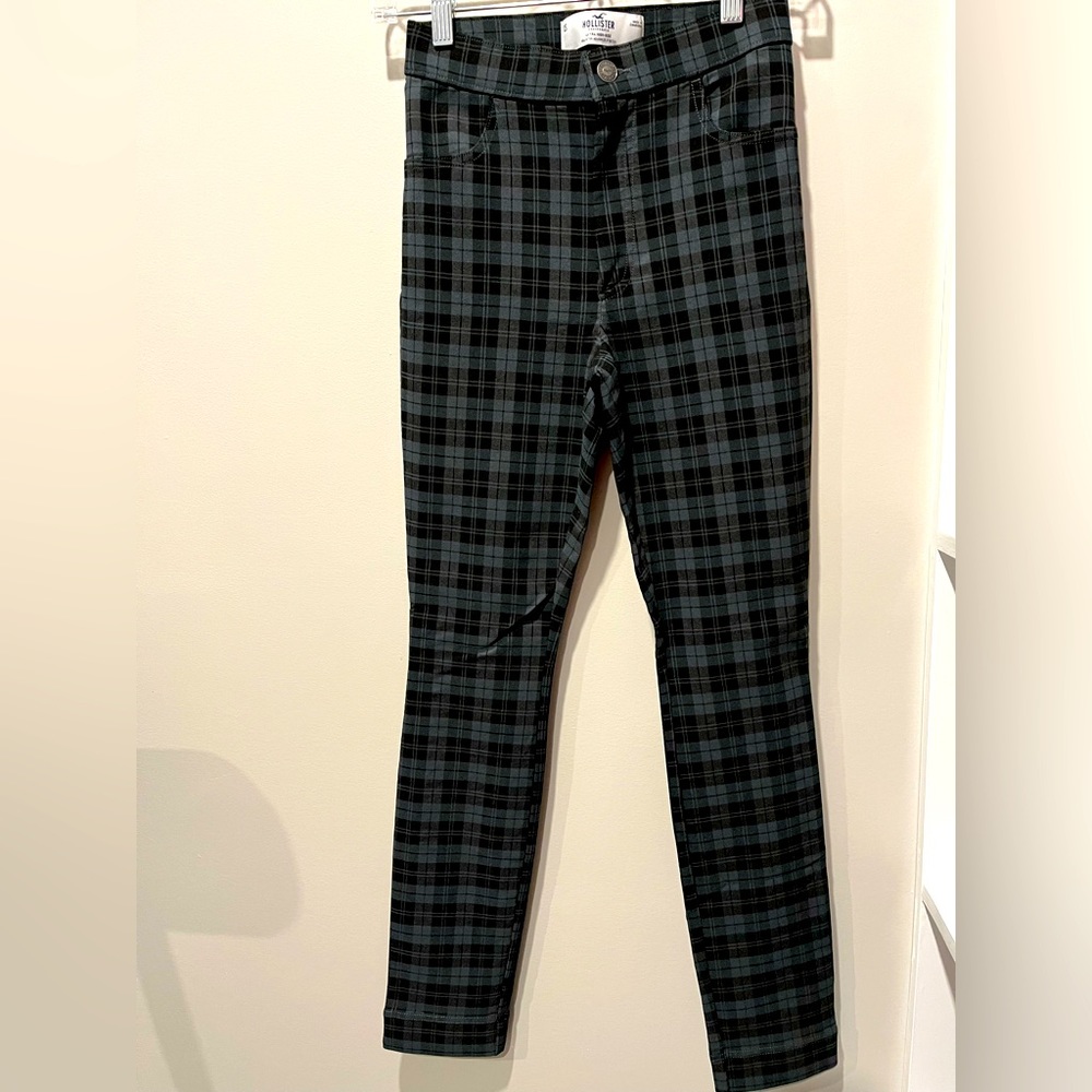 Hollister ultra high rise pants XS